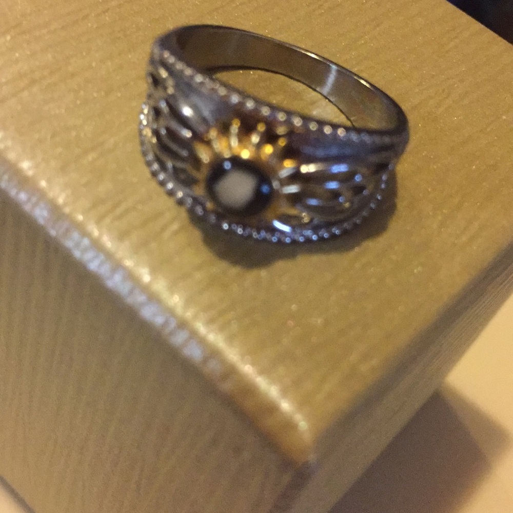 SS and YG  Ring